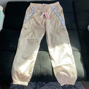 Kappa pants, NWT SIZE M